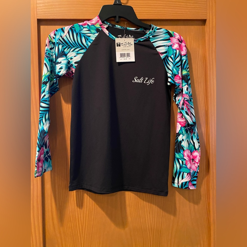 Salt Life Girl’s Black Tropical  Long Sleeve SLX (Drifit) Shirt NWT Size S